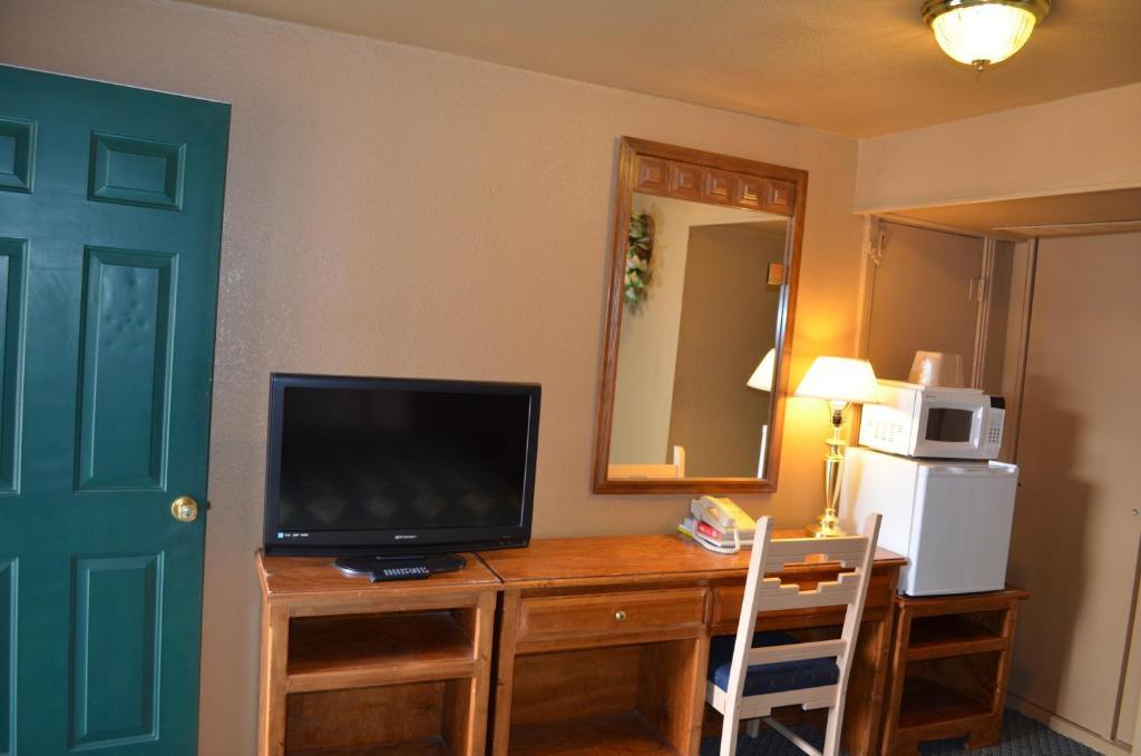 Classic Inn Motel Alamogordo Room photo